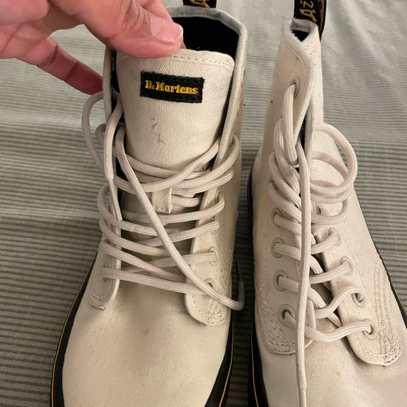 Dr. Marten canvas high top shoes - Picture 2 of 4